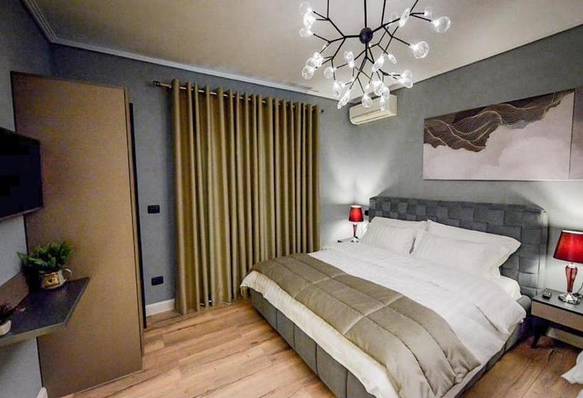 هتل Vila Tirana