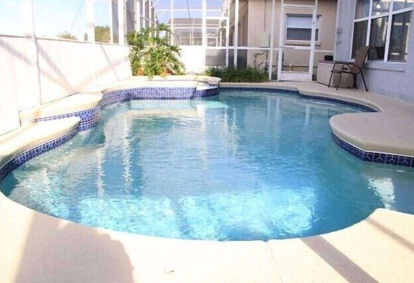 R1 Esprit 4 Bed / 3 Bath