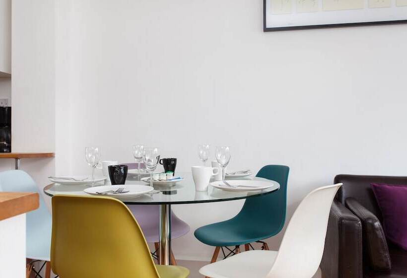 Spacious Apartment Berwick St &oxford St