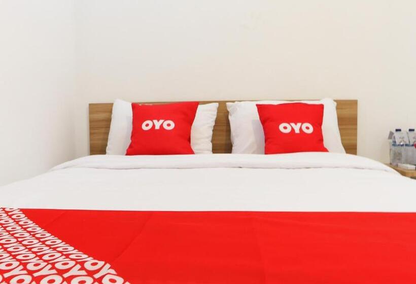 هتل Oyo 1191 Monalisa Residence And Cafe