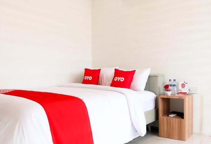 هتل Oyo 1191 Monalisa Residence And Cafe