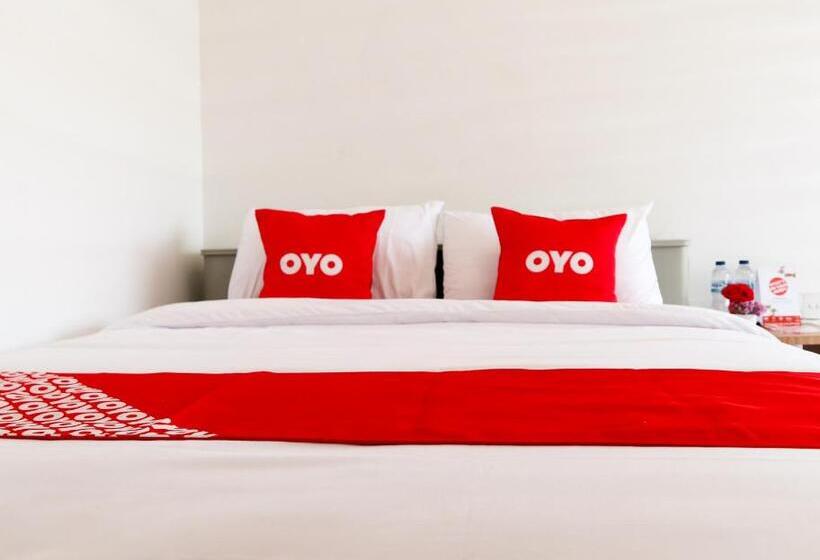 هتل Oyo 1191 Monalisa Residence And Cafe