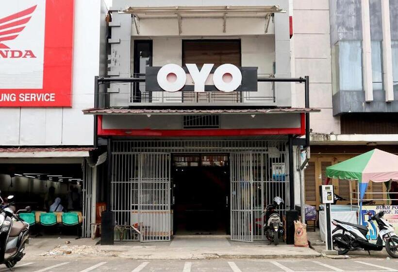 هتل Oyo 1191 Monalisa Residence And Cafe