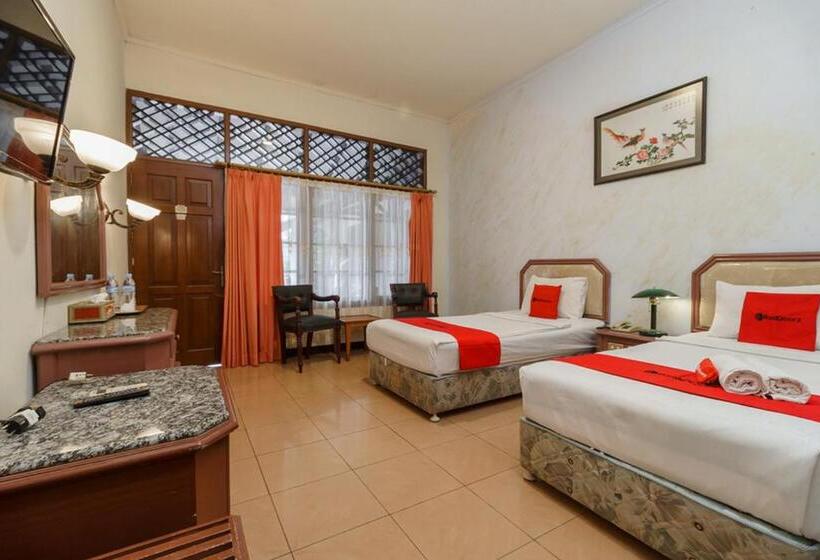هتل Reddoorz Near Transmart Pangkal Pinang