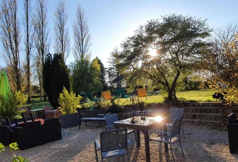 بنسيون Le Relais De La Comté