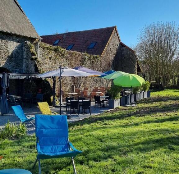 بنسيون Le Relais De La Comté