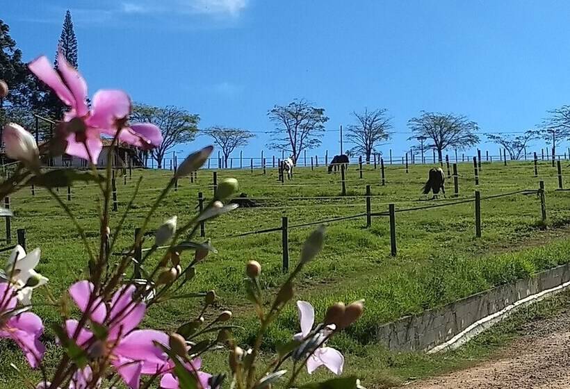 بنسيون Pousada Centro Equestre Camila Sais