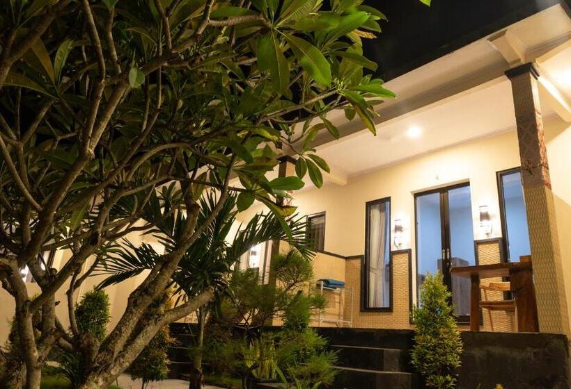 Общежитие Arunika Cottage