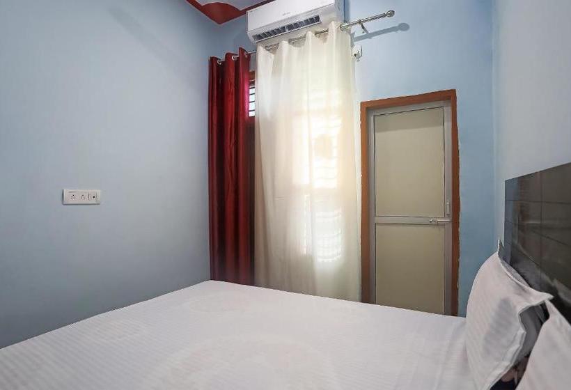 فندق Spot On 43669 Mahalaxmi Palace