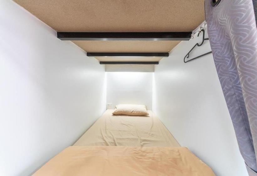 Saiyud Hostel