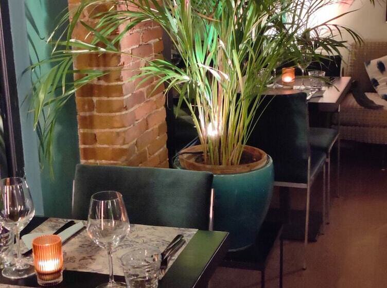 민박 Dandelion Como Suites & Park