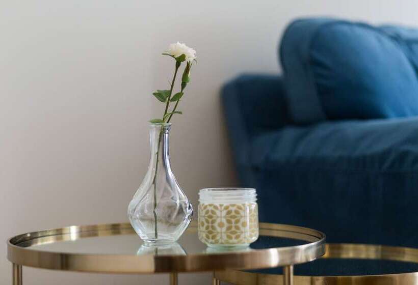 Chic Flat In The Heart Of Athens By Upstreet