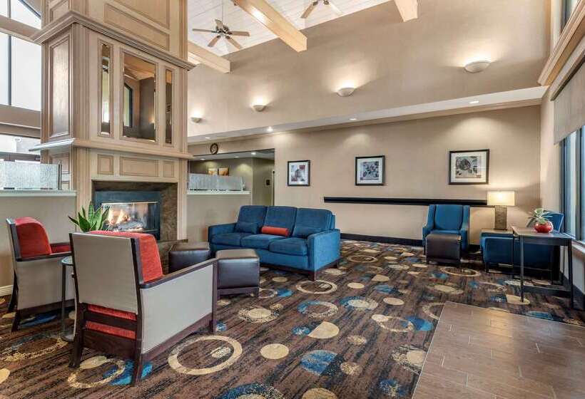 בית מלון כפרי Comfort Inn & Suites Warsaw Near Us30