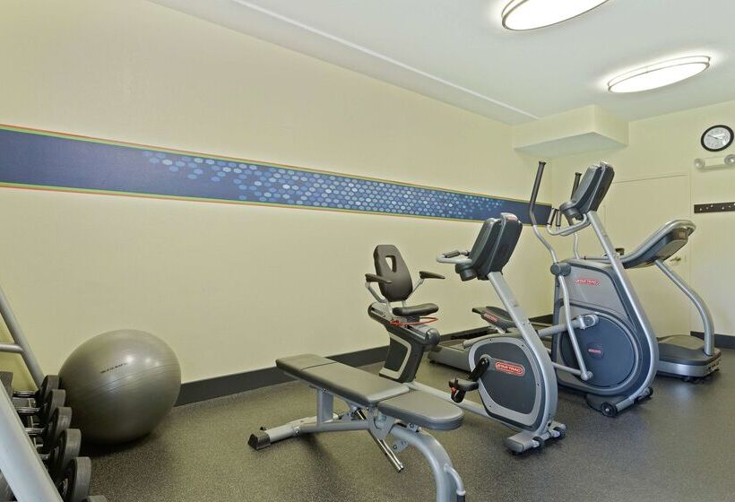 Отель Hampton Inn & Suites Venice Bayside South Sarasota