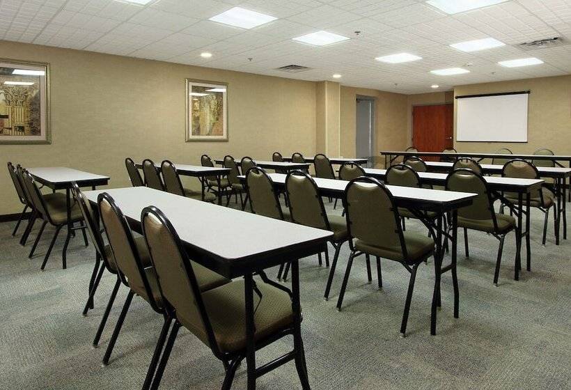 호텔 Hampton Inn Ashtabula