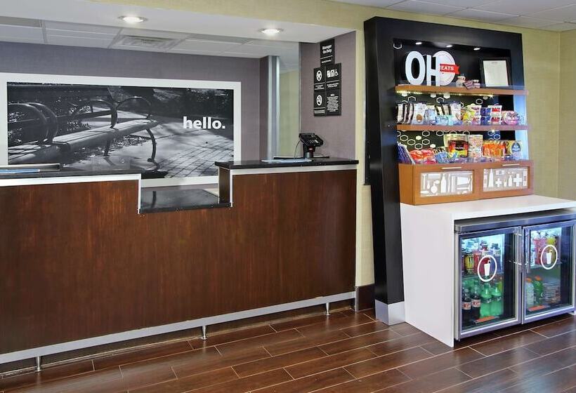호텔 Hampton Inn Ashtabula
