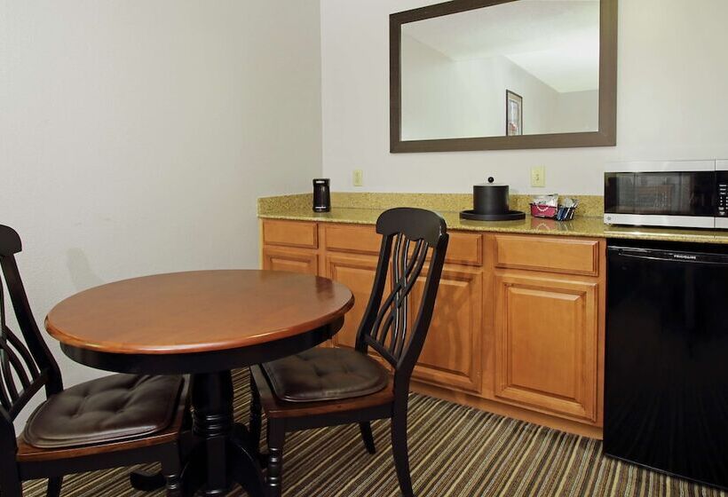 호텔 Hampton Inn Ashtabula