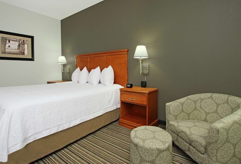 호텔 Hampton Inn Ashtabula