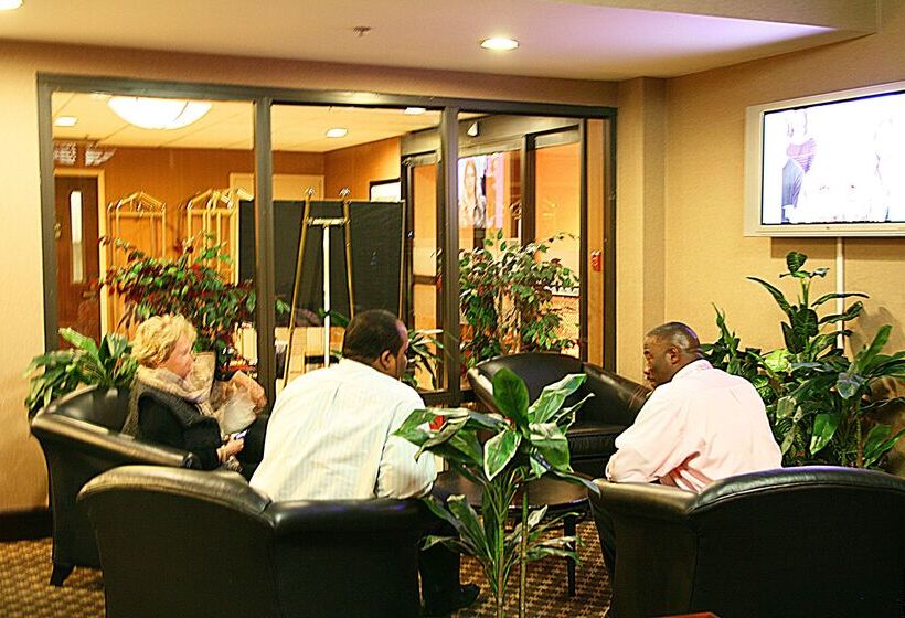 هتل Hampton Inn Atlantanorth Druid Hills