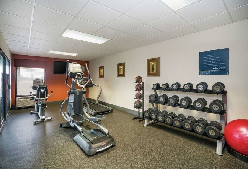 בית מלון כפרי Hampton Inn Bardstown