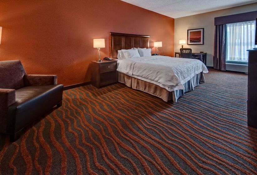 فندق Hampton Inn By Hilton Clarksville