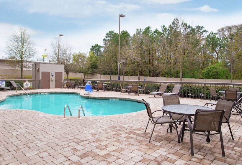 هتل Hampton Inn Columbia Northeastfort Jackson Area