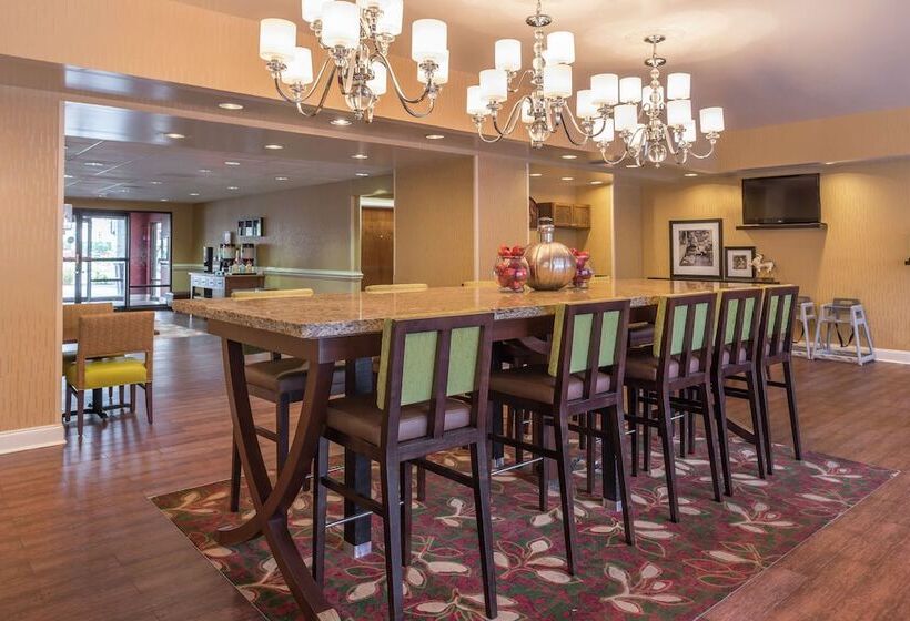 هتل Hampton Inn Columbia Northeastfort Jackson Area