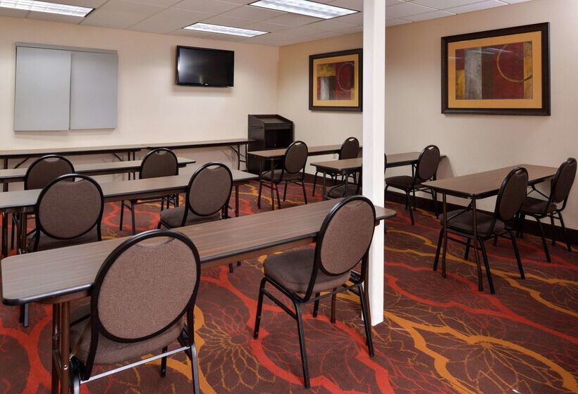 호텔 Hampton Inn Columbus East
