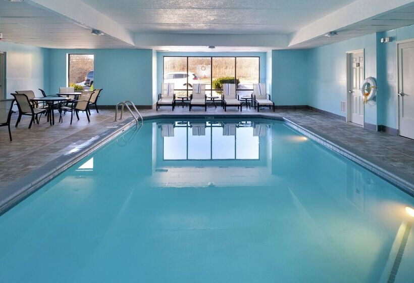 호텔 Hampton Inn Columbus East