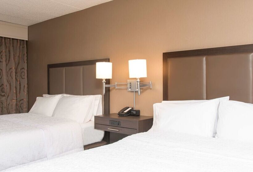 Отель Hampton Inn Columbus/taylorsville/edinburgh