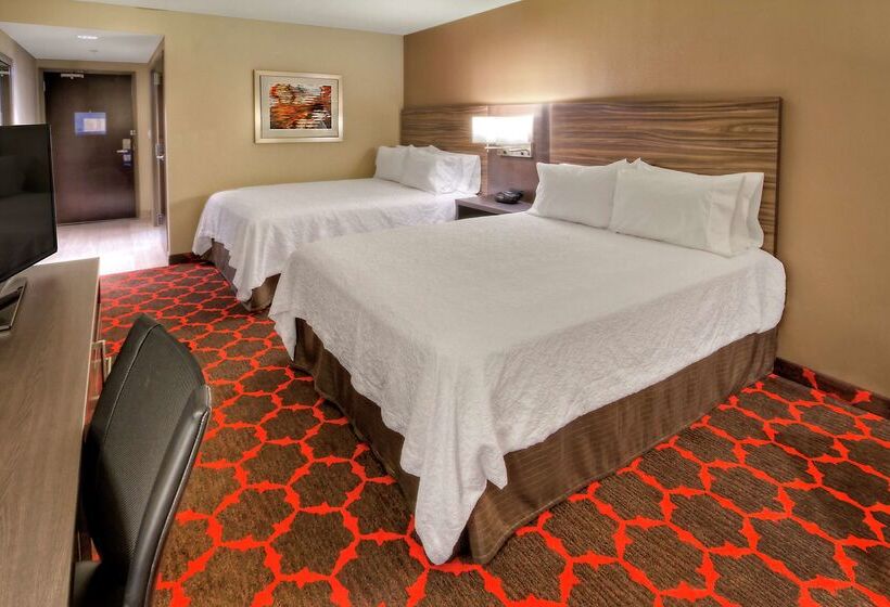 בית מלון כפרי Hampton Inn Cookeville