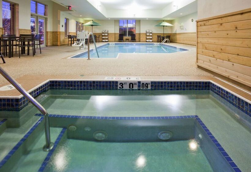 هتل Hampton Inn Duluth Canal Park