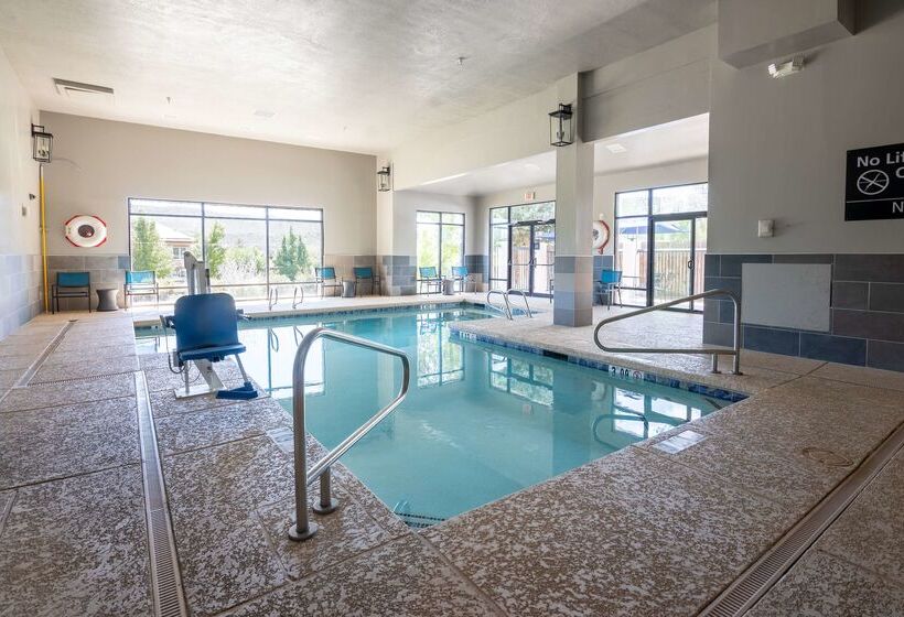 هتل Hampton Inn Durango