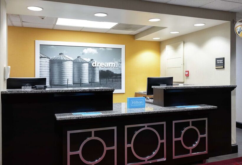 فندق Hampton Inn Houma