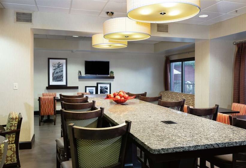 فندق Hampton Inn Houma