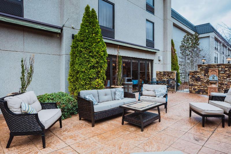 هتل Hampton Inn Madison Huntsville Airport