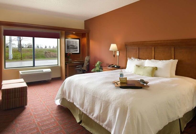 هتل Hampton Inn Joliet  I80