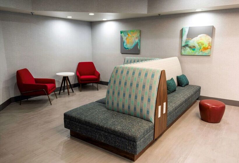 فندق Hampton Inn Kinston