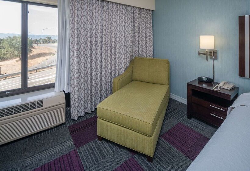 בית מלון כפרי Hampton Inn Livermore