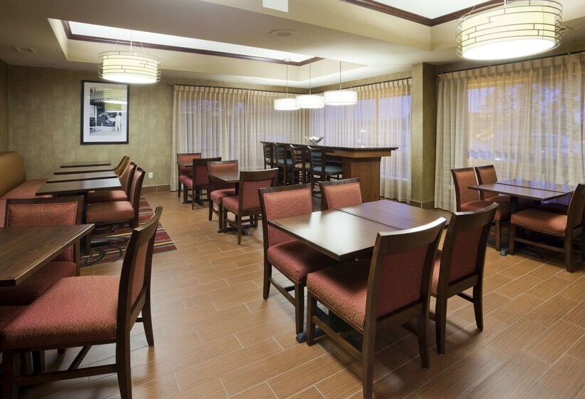 ホテル Hampton Inn Minneapolis Nw Maple Grove