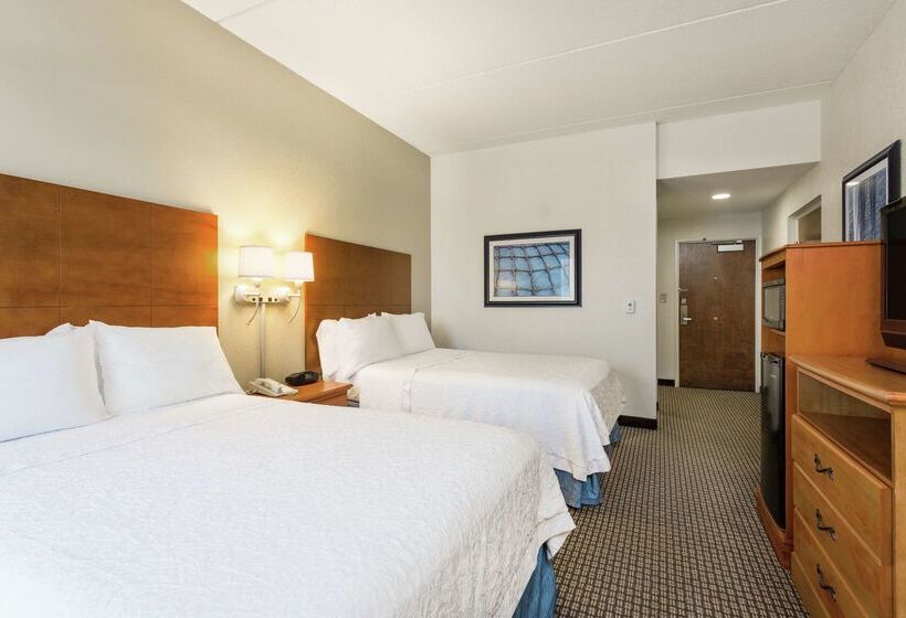 ホテル Hampton Inn Morehead City