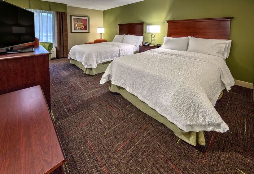 호텔 Hampton Inn New Bern