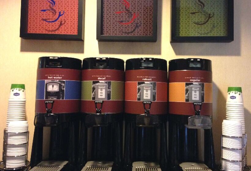호텔 Hampton Inn New Bern