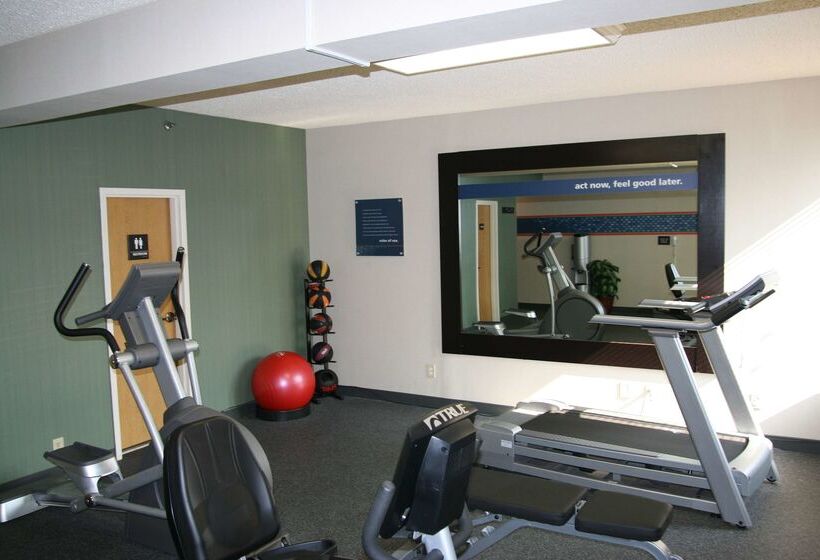 هتل Hampton Inn Norfolk/chesapeake