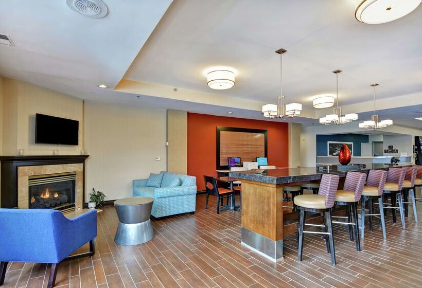 בית מלון כפרי Hampton Inn Scranton At Montage Mountain
