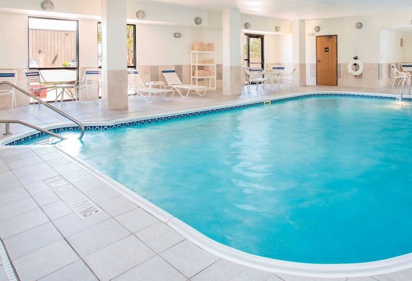 ホテル Hampton Inn Shawnee