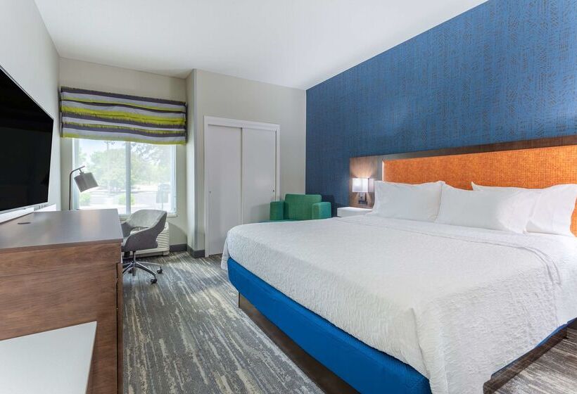 هتل Hampton Inn Sioux Falls