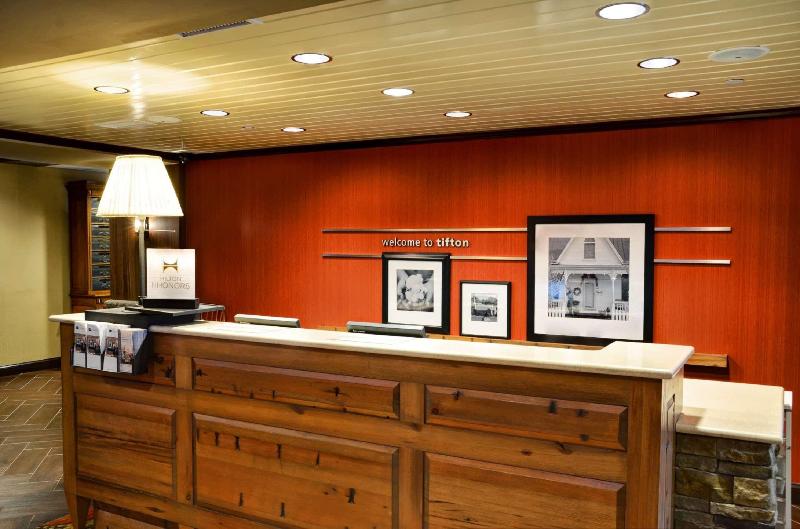 호텔 Hampton Inn & Suites Tifton