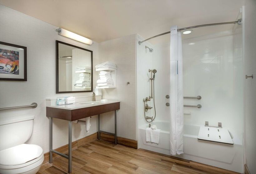 هتل Hampton Inn Tuscaloosaeast