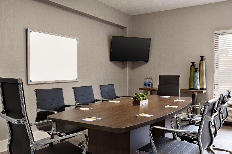 Отель Hampton Inn Waycross